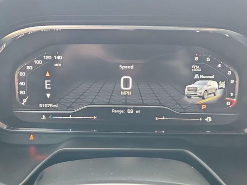 Certified 2024 GMC Yukon XL AT4 w/ Technology Package AWD/4WD image 14