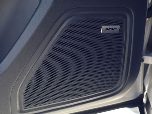 New 2026 Porsche Macan image 14