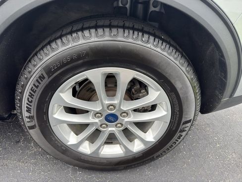 Used 2022 Ford Escape SE FWD image 28