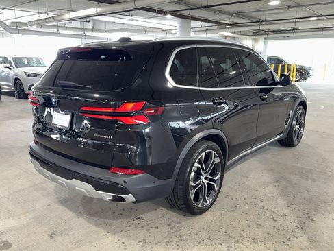 Used 2024 BMW X5 sDrive40i w/ Premium Package image 8