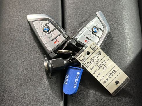 Used 2023 BMW X5 sDrive40i w/ Premium Package RWD image 25