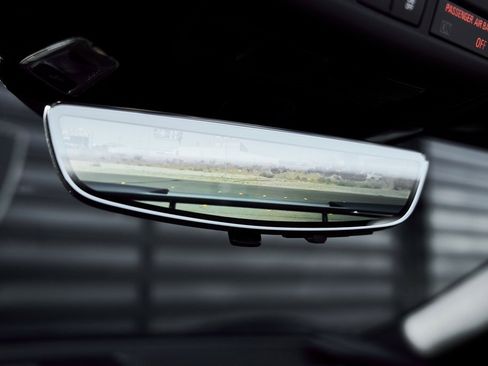 Used 2022 Chevrolet Corvette Stingray w/ Engine Appearance Package image 69