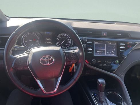 Used 2019 Toyota Camry SE FWD image 28