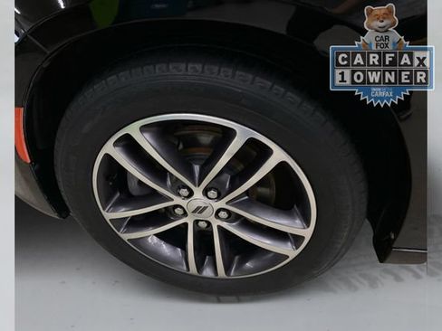 Used 2019 Dodge Charger SXT AWD/4WD image 19