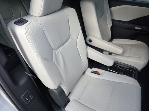 Used 2025 Lexus TX 350 AWD w/ Technology Package image 26