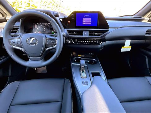 New 2026 Lexus UX 300h FWD image 5