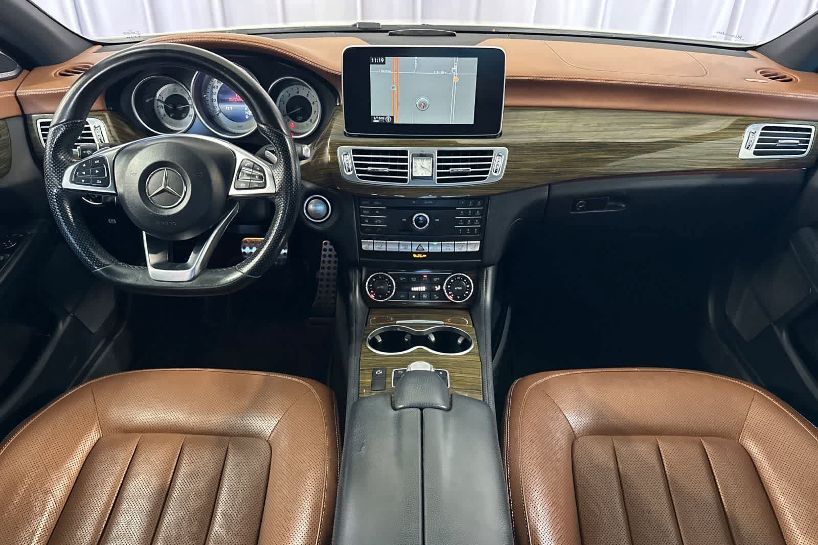 Used 2015 Mercedes-Benz CLS 400 image 4