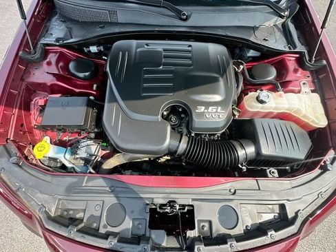 Used 2020 Chrysler 300 Touring w/ Sport Appearance Package RWD image 26