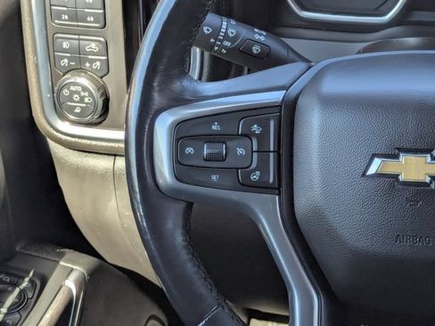 Used 2022 Chevrolet Silverado 2500 LTZ w/ Z71 Chrome Sport Edition AWD/4WD image 19