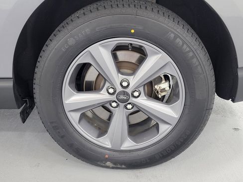 Used 2022 Ford Edge SEL w/ Sport Appearance Package image 11