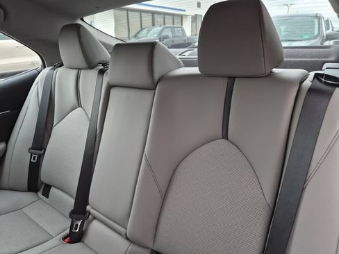 Used 2024 Toyota Camry XLE w/ Navigation Package FWD image 9