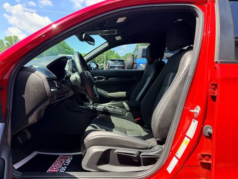 Used 2025 Honda Civic Sport image 18