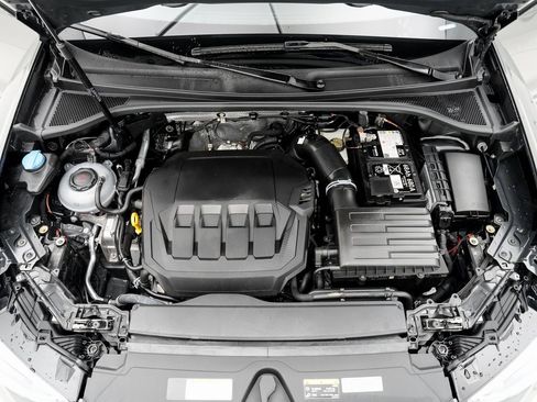 Certified 2025 Audi Q3 2.0T Premium Plus w/ Premium Plus Package image 25