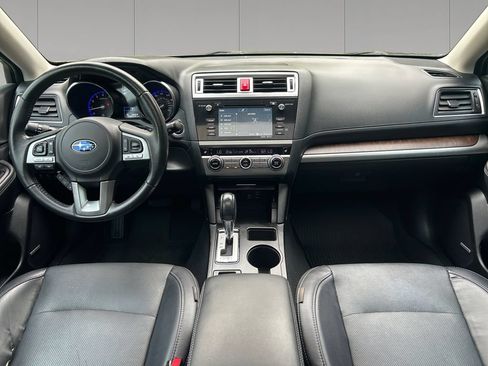 Used 2017 Subaru Outback 3.6R Limited AWD/4WD image 12