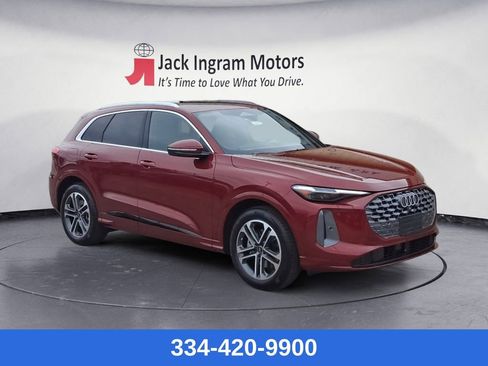 New 2025 Audi Q5 Prestige image 7