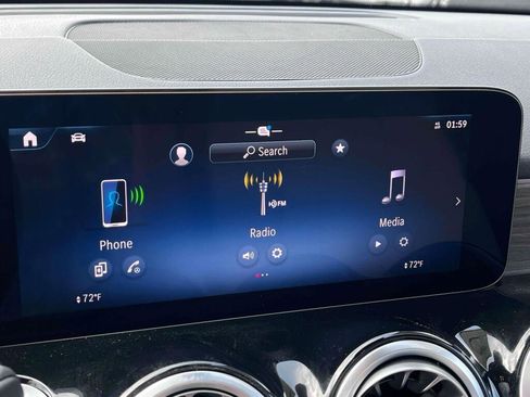 New 2026 Mercedes-Benz GLB 250 4MATIC image 21
