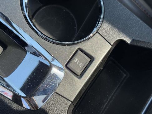 Used 2015 GMC Terrain SLT w/ Open Road Package AWD/4WD image 29