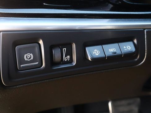 Certified 2023 Cadillac XT6 Sport w/ Technology Package image 29