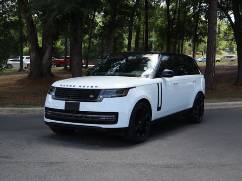 Used 2024 Land Rover Range Rover Long Wheelbase SE AWD/4WD image 5