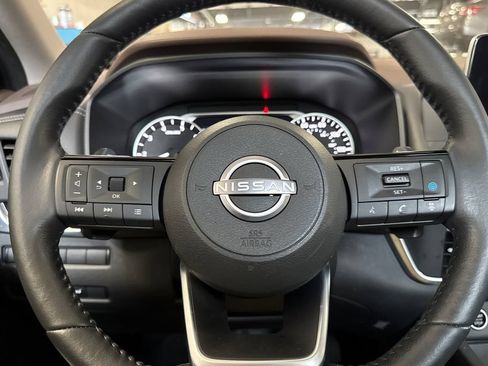 Used 2023 Nissan Rogue SV w/ SV Premium B Package AWD/4WD image 23