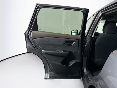 Used 2023 Nissan Rogue S FWD image 25
