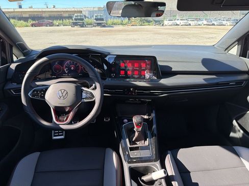 Used 2024 Volkswagen GTI SE image 9