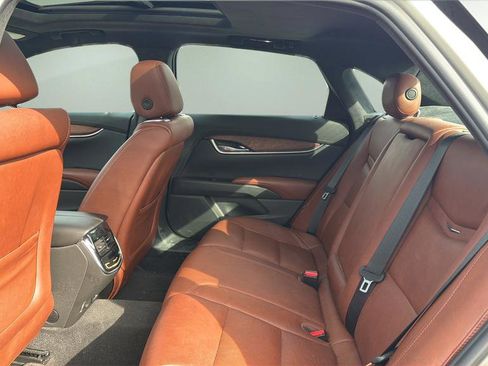 Used 2015 Cadillac XTS Premium image 14