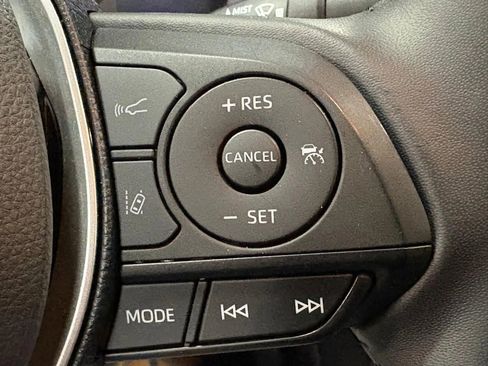 Used 2020 Toyota Corolla SE image 27