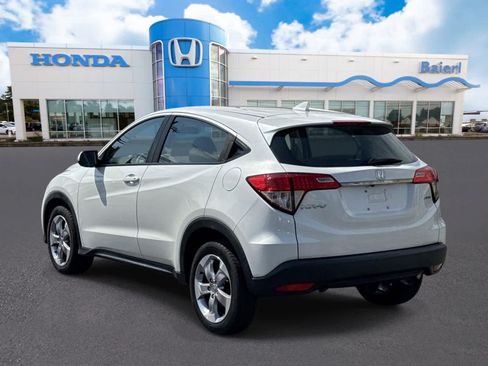Used 2020 Honda HR-V LX image 3