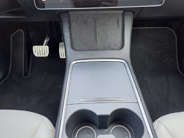 Used 2022 Tesla Model Y Performance AWD/4WD image 30