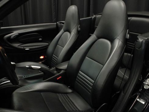 Used 2003 Porsche 911 Carrera RWD image 15