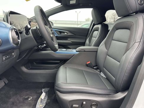 New 2026 Chevrolet Equinox EV LT image 20