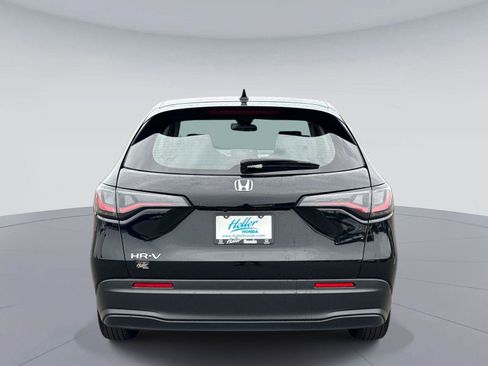 Certified 2025 Honda HR-V LX image 5