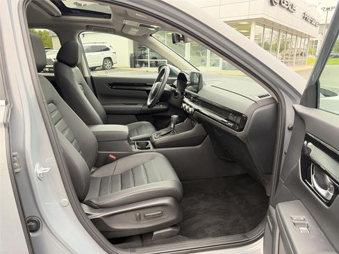 Used 2024 Honda CR-V EX-L image 15