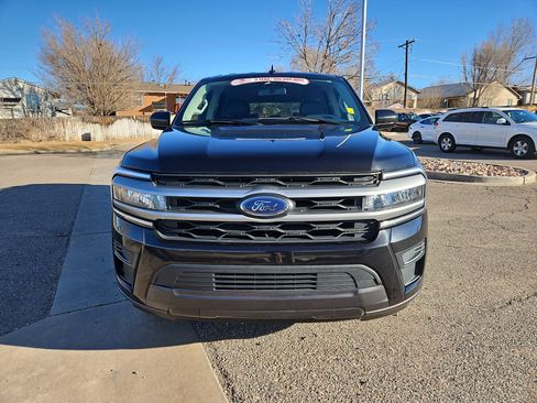Used 2024 Ford Expedition Max XLT image 5