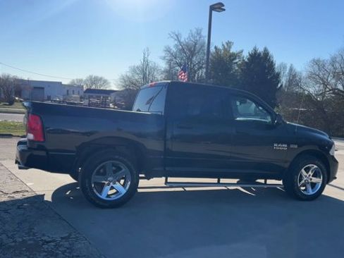 Used 2015 RAM 1500 Express image 9