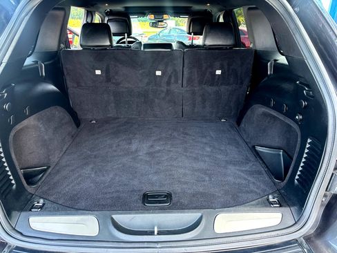 Used 2018 Jeep Grand Cherokee Limited w/ Trailer Tow Group IV image 14