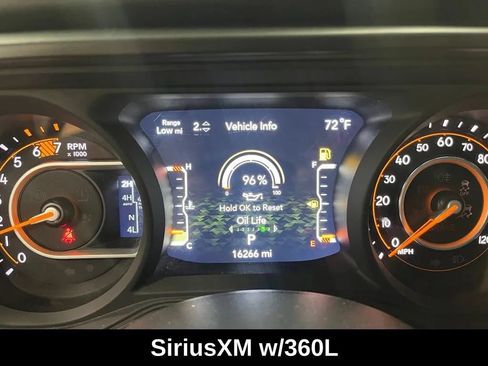 Used 2024 Jeep Wrangler Unlimited Rubicon AWD/4WD image 18