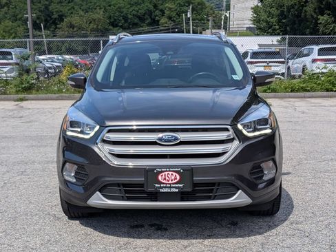 Used 2018 Ford Escape Titanium w/ Ford Safe & Smart Package AWD/4WD image 11