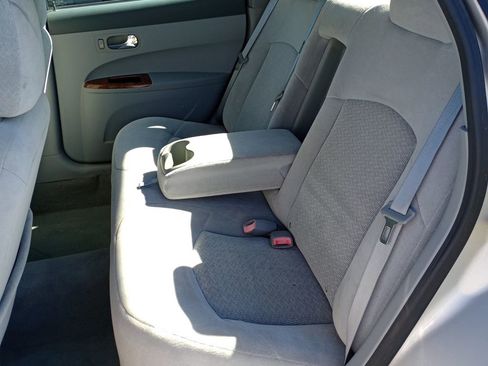 Used 2006 Buick LaCrosse CX FWD image 16