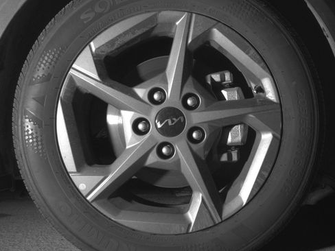 Used 2025 Kia K4 LXS image 13