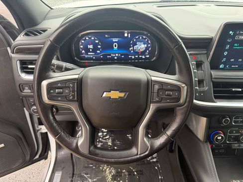 Used 2022 Chevrolet Tahoe LT w/ Luxury Package AWD/4WD image 33