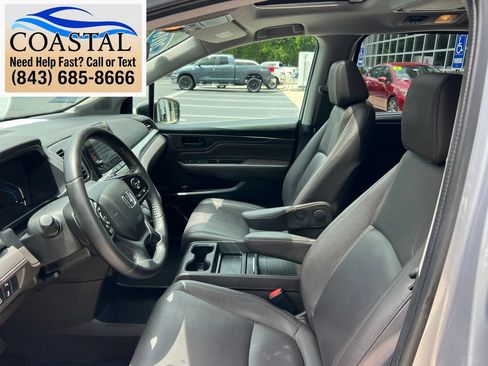Used 2018 Honda Odyssey Touring image 9