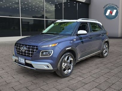 Used 2023 Hyundai Venue Limited
