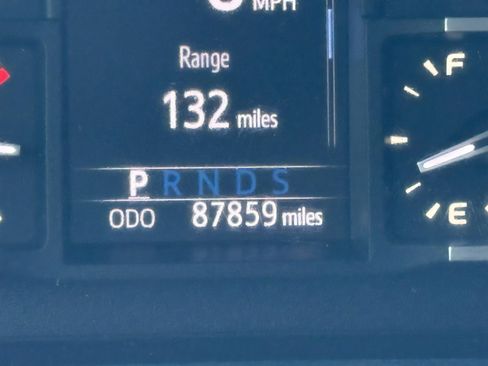 Used 2019 Toyota Tundra SR5 w/ TRD Off Road Package image 17