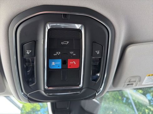 Certified 2023 Jeep Grand Cherokee L Limited AWD/4WD image 86