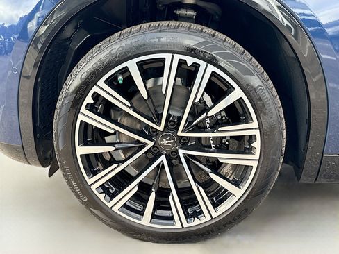 New 2025 Maserati Grecale Modena image 43