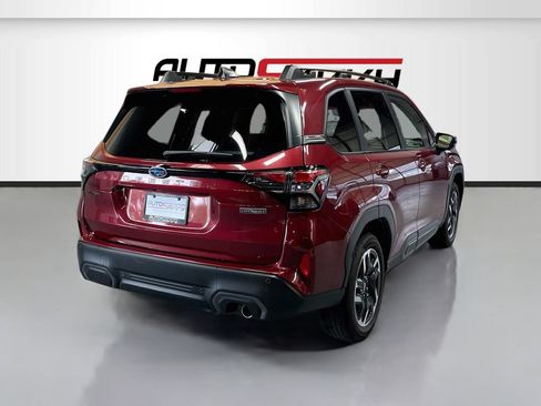 Used 2025 Subaru Forester Limited AWD/4WD image 7