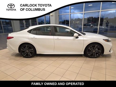 Used 2025 Toyota Camry XSE AWD/4WD image 7