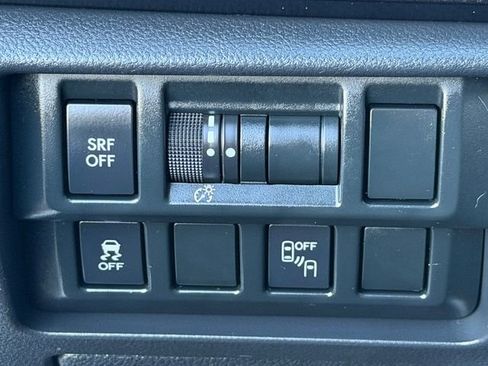 Used 2018 Subaru Crosstrek 2.0i Premium image 36